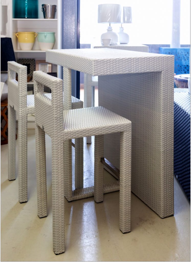 All weather outdoor bar set