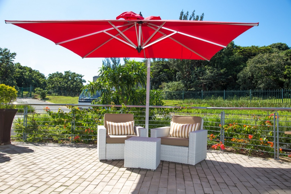 Double weaved Melissa chairs in white.
