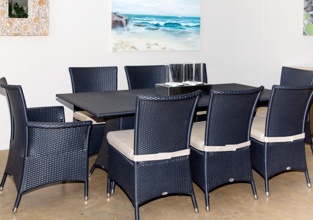 Ashanti dinning table and Kariba dinning chairs